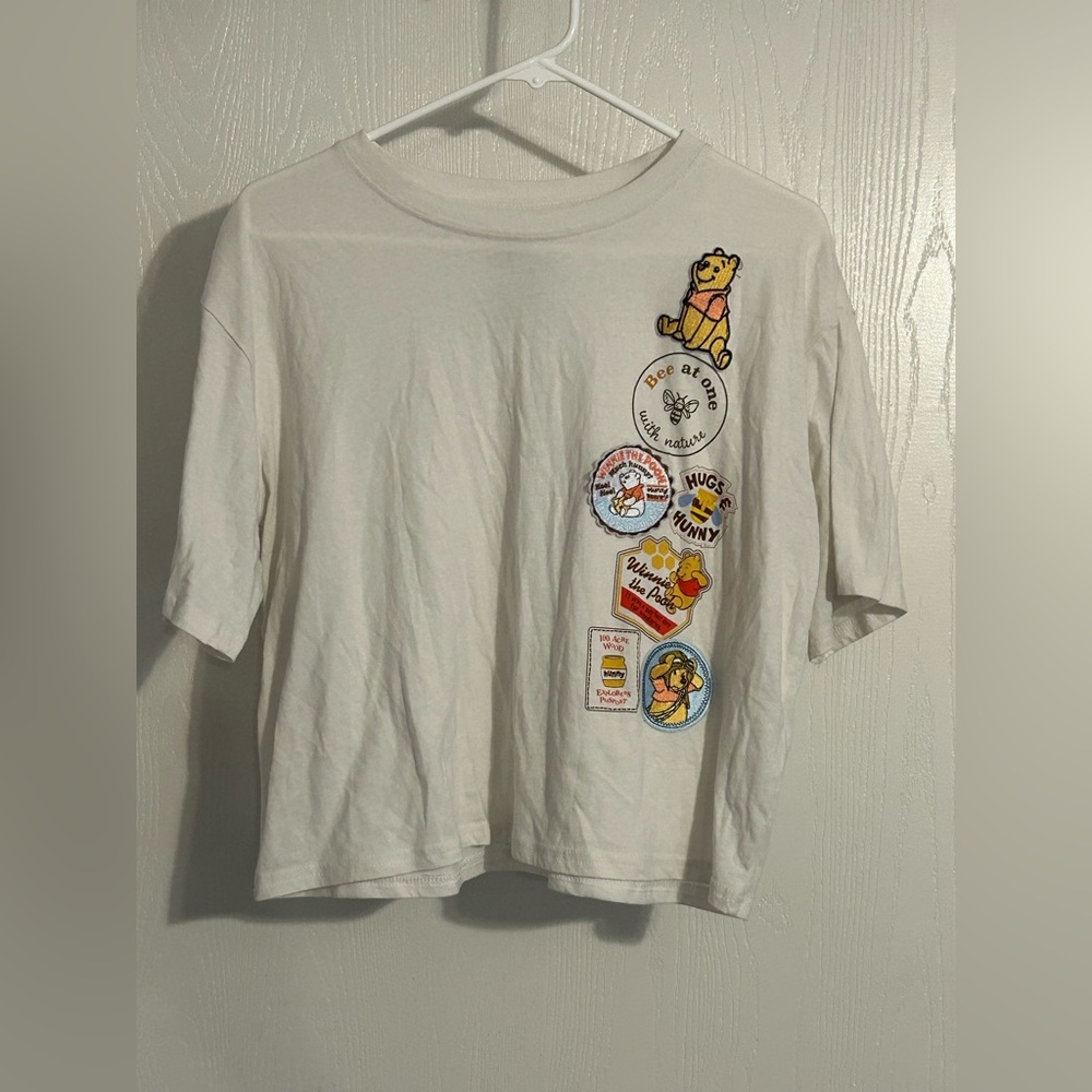 Disney White Winnie the Pooh Graphic Tee